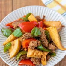 食欲そそる！筍とピーマンのウスター炒め