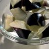 ワンパン◎【鶏肉となすのみぞれ煮】とろっと和風おかず♪の工程1