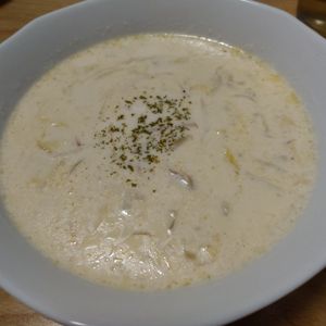 Yukkの作ってみた!投稿(牛乳たっぷり！水不使用【きのこのミルクスープ】)