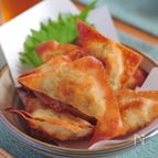 パリッとやみつき！しそはんぺんのワンタン揚げ