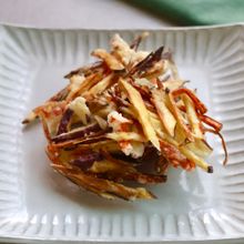 カリっとやみつき！さつまいもと人参のかき揚げ