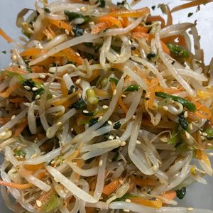ままこ107の作ってみた!投稿(【ほうれん草と人参ともやしの3色ナムル】レンジで簡単☆)