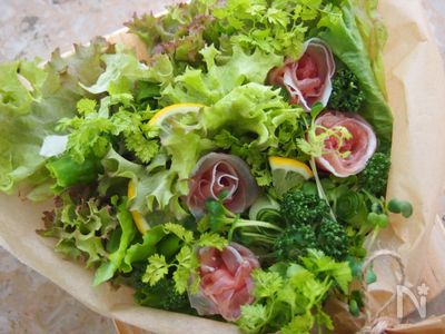 生ハムのグリーンブーケサラダ By 築山紀子 レシピサイト Nadia ナディア プロの料理家のおいしいレシピ