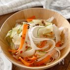 【ピーラーでピラピラサラダ】たっぷり野菜◎