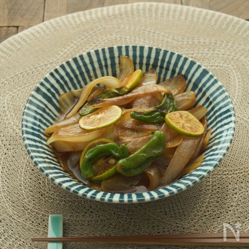焼きししとうと焼き玉ねぎのすだち甘酢漬け