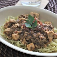 さんしょうとラー油でピリ辛な麻婆焼きそば