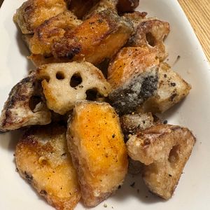 1224899の作ってみた!投稿(こってり味でごはんがすすむ♪鮭と蓮根のめんつゆバター焼き)