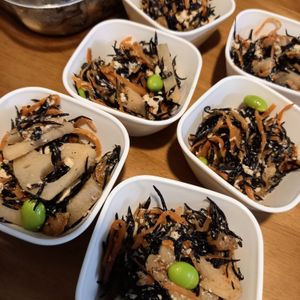 852468の作ってみた!投稿(お箸が止まらない♡『豆腐とひじきの冷たいお惣菜』)