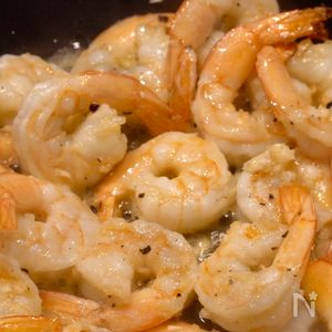 本場ハワイの味】浸けて焼くだけのお手軽ガーリックシュリンプ 