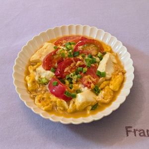 𝔂𝓾𝓶𝓲🍓の作ってみた!投稿(【豆腐とトマトと卵の中華炒め】ヘルシーにボリュームアップ♪)