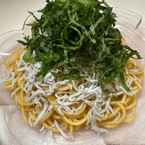 楽ラク手抜キッチン🐶🐾の作ってみた!投稿(醤油香る【しらすと青ジソの和風パスタ】簡単和えるだけレシピ♪)