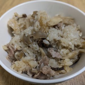 ヤマチャンの作ってみた!投稿(【豚バラきのこのポン酢炊き込みご飯】調味料２つで簡単！)