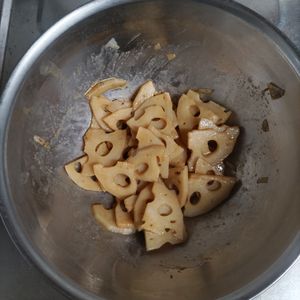 KUMIKOの作ってみた!投稿(ツンとご機嫌　蓮根のからし和え)