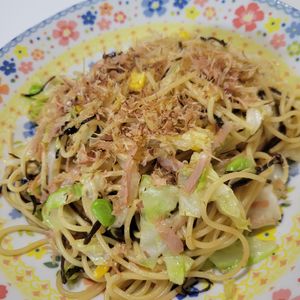 1バーバミーの作ってみた!投稿(【キャベツと塩昆布のガーリックパスタ】風味の良い和風パスタ♪)