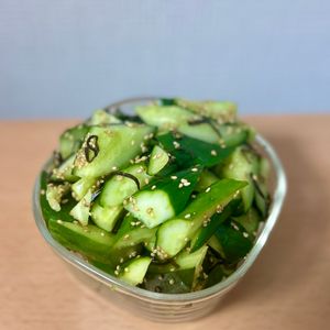 りりの作ってみた!投稿(5分で完成！【やみつき胡麻塩昆布きゅうり】胡麻油香る♩)