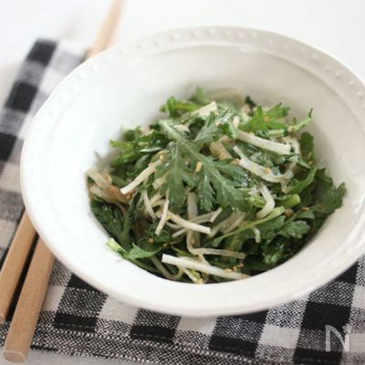 春菊と大根のにんにくごまドレサラダ