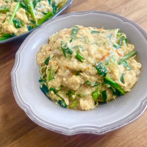 ゆかりの作ってみた!投稿(ふわっと卵、麺パリッ、とろ〜りあん！豚ニラ玉あんかけ焼きそば)