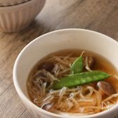 キヌサヤと切り干し大根の味噌汁