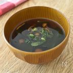 [なめことわかめのお吸い物]あと１品ほしいときに助かる！