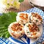おつまみ・お弁当のおかずに♡はんぺんの梅しそ丸め焼き