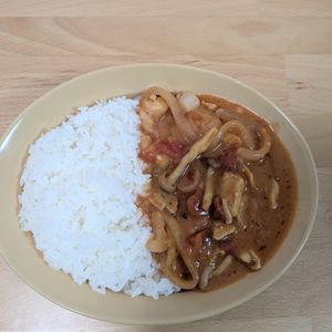 ゆいの作ってみた!投稿(【手作りチキンハヤシ】鶏肉で気軽に！簡単手作り♪)