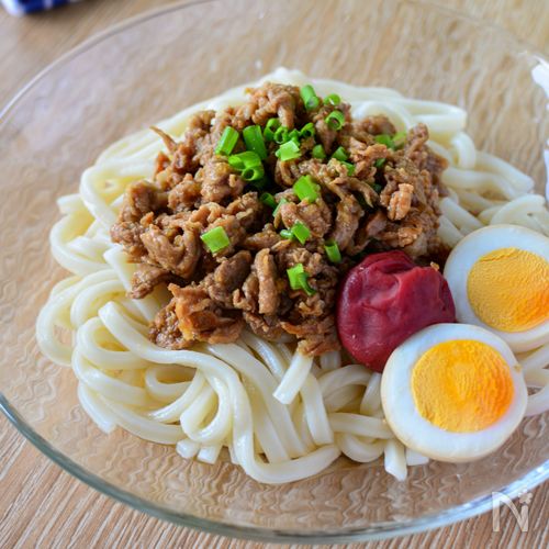 甘辛豚肉たっぷり！冷たい肉うどん