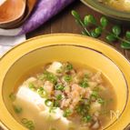 だしの香りが最高♪えびあんかけとろとろ豆腐