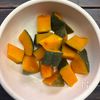 かぼちゃの豆乳マスタードソースあえの下準備