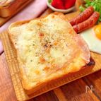 明太はちみつのモッツァレラチーズトースト