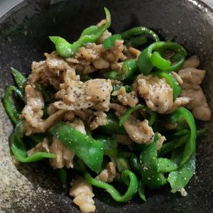 めん太子の作ってみた!投稿(ワンパン10分！【豚こま肉×ピーマン旨だれ炒め】ご飯すすむ♩)