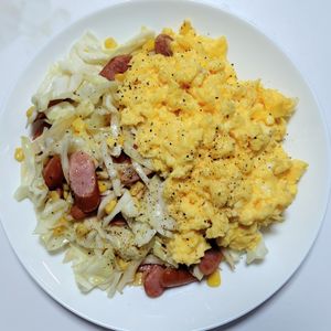 ふうかの作ってみた!投稿(簡単大満足♪【春キャベツとウィンナーのふわとろ卵】)