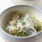 あさりと春キャベツの豆乳チャウダー