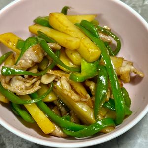 968467の作ってみた!投稿(【豚肉とじゃがピーマンのオイスター炒め】調味料4つで絶品中華)