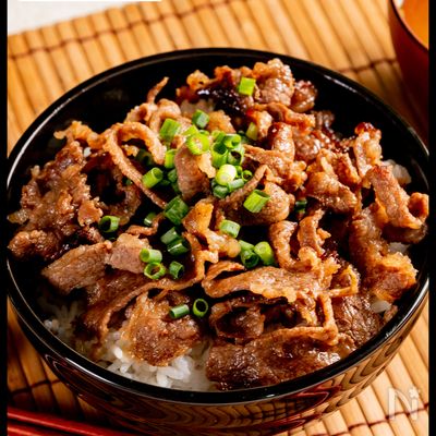 チェーン店を凌駕する!焼き牛丼