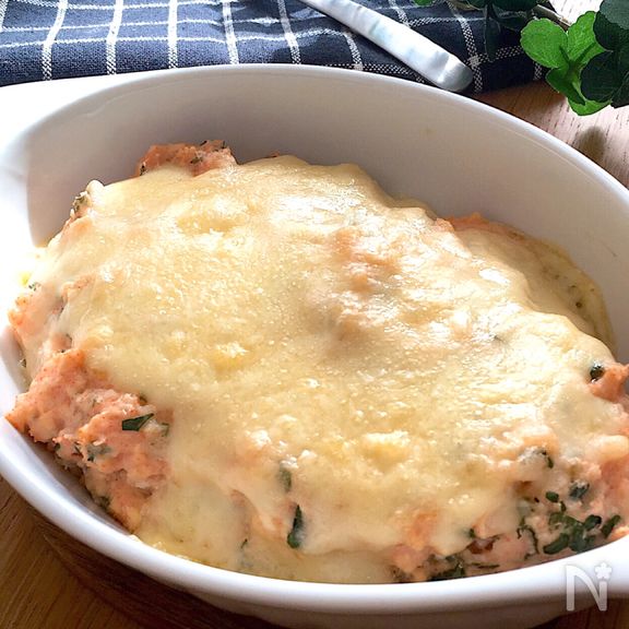 ねっとり美味しい・ヘルシー♡里芋と豆腐の明太グラタン