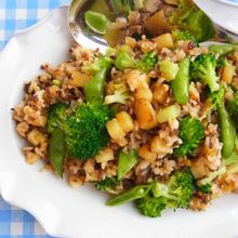 新じゃがと緑野菜のスパイシー炒めごはん