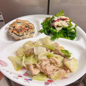 ケの作ってみた!投稿(【豚バラとキャベツの塩だれ炒め】5分で絶品♡ご飯が進む！)