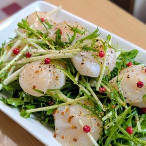 まゆのの作ってみた!投稿(柚子風味で爽やか♡ホタテとサラダほうれん草のカルパッチョ)