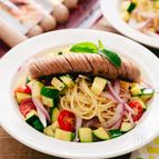 ジョンソンヴィルと夏野菜の冷製パスタ