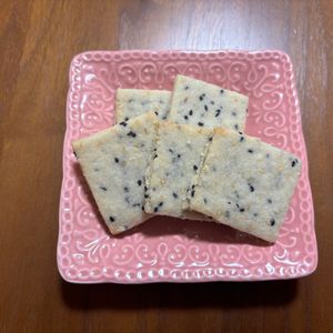 こむぎの作ってみた!投稿(サクサク♡米粉のダブルごまクッキー【小麦・卵・乳不使用】)