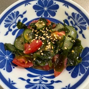 ひまわりの作ってみた!投稿(【トマトときゅうりとわかめのポンレモンごま和え】さっぱり副菜)
