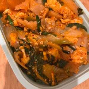 あいのの作ってみた!投稿(楽々５分で！最高に美味しい☆ニラ玉豚キムチ)