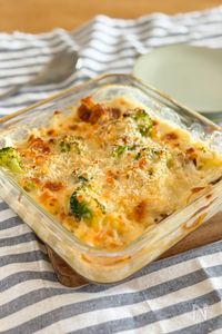 レンジとオーブンで仕上げる鶏肉のマカロニグラタン
