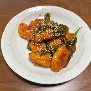 こむぎの作ってみた!投稿(鶏とピーマンのコチュジャン炒め♩焼くだけ簡単！白米泥棒おかず)
