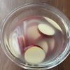 子どもウケ抜群♪【鶏むね肉とさつまいもの甘辛炒め】の工程1