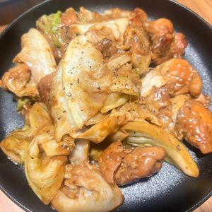しーちゃんの作ってみた!投稿(【鶏キャベツの味噌マヨ炒め】鶏肉×キャベツ♡食材2つで絶品!)