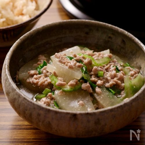 ご飯が進む✨とろじゅわ〜【セロリ香るそぼろ大根】