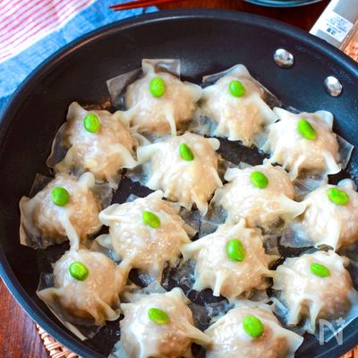 【フライパン蒸し焼き肉シュウマイ】ふっくらジューシー♬︎