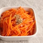 お弁当にもビビンバにも使える簡単副菜！人参ナムル