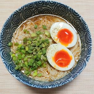 よっこの作ってみた!投稿(爆速！冷やしラーメン風！冷やし素〜めん)